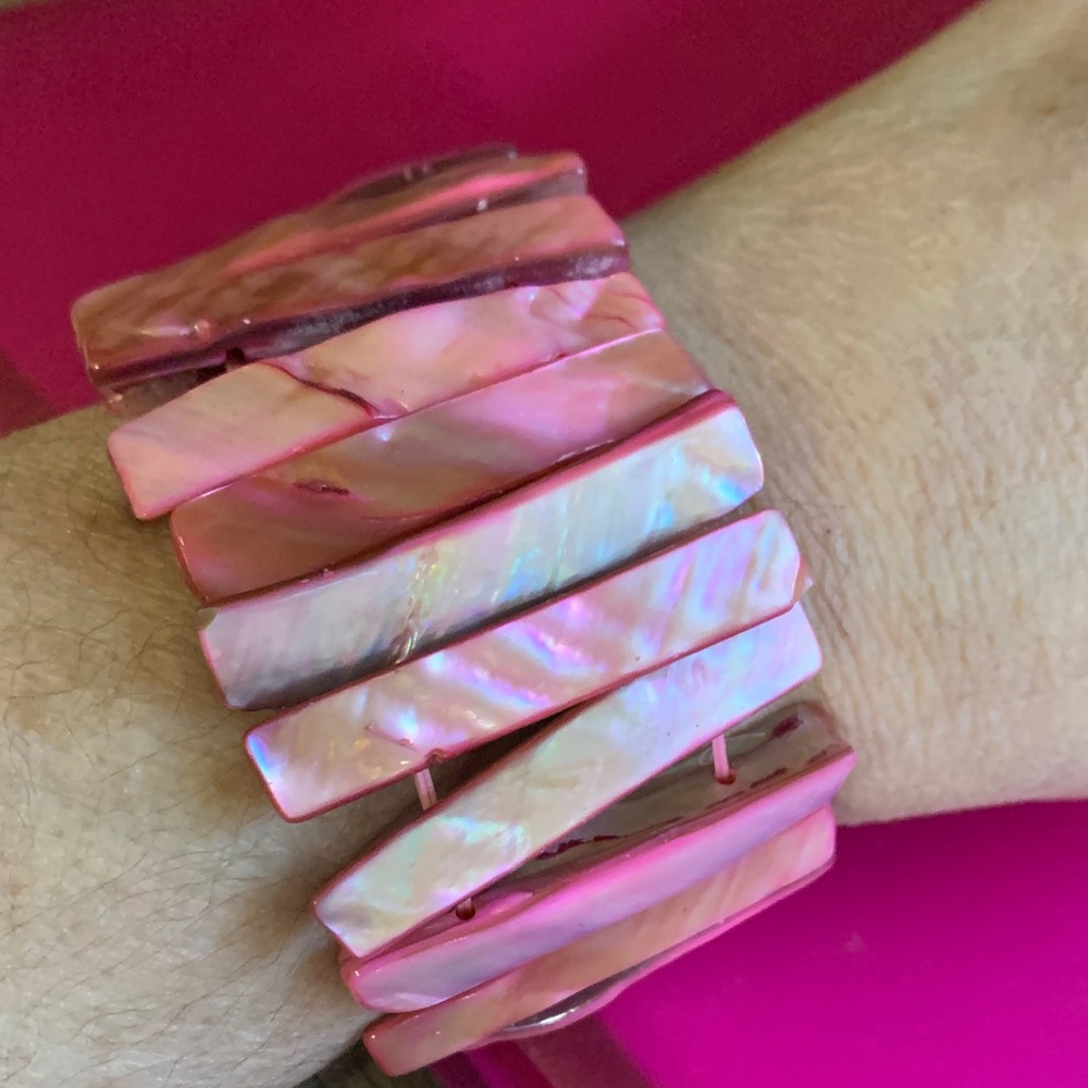 Vibrant Pink Shell Bracelet